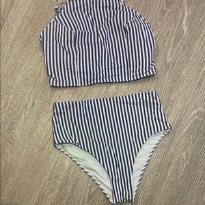 Lululemon Striped Seersucker Crop Top Bikini Set Size M